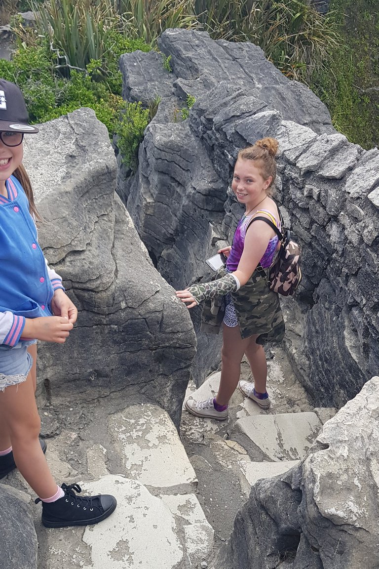 Punakaiki Blow Holes and Pancake Rocks Tour