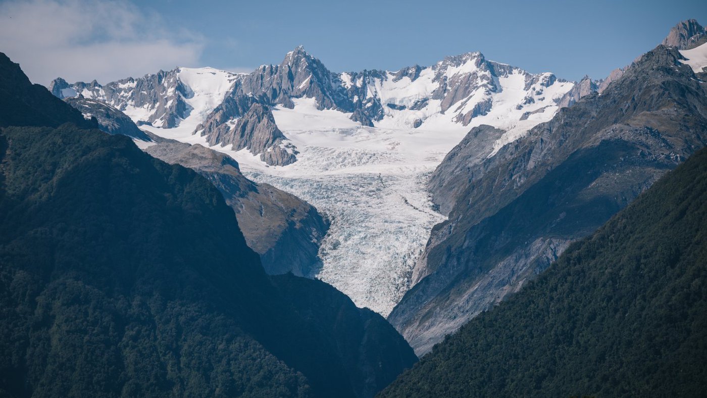 glacial-landform.2e16d0ba.fill-1400x788