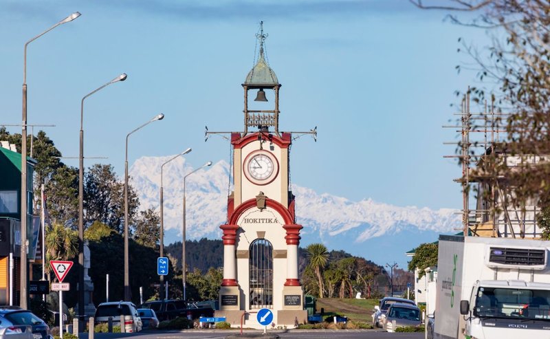 Hokitika (Jase Blair).jpg