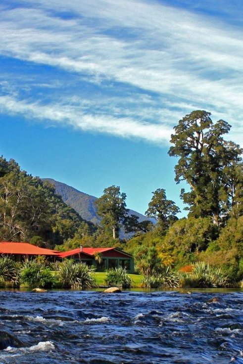 Wilderness Lodge Lake Moeraki