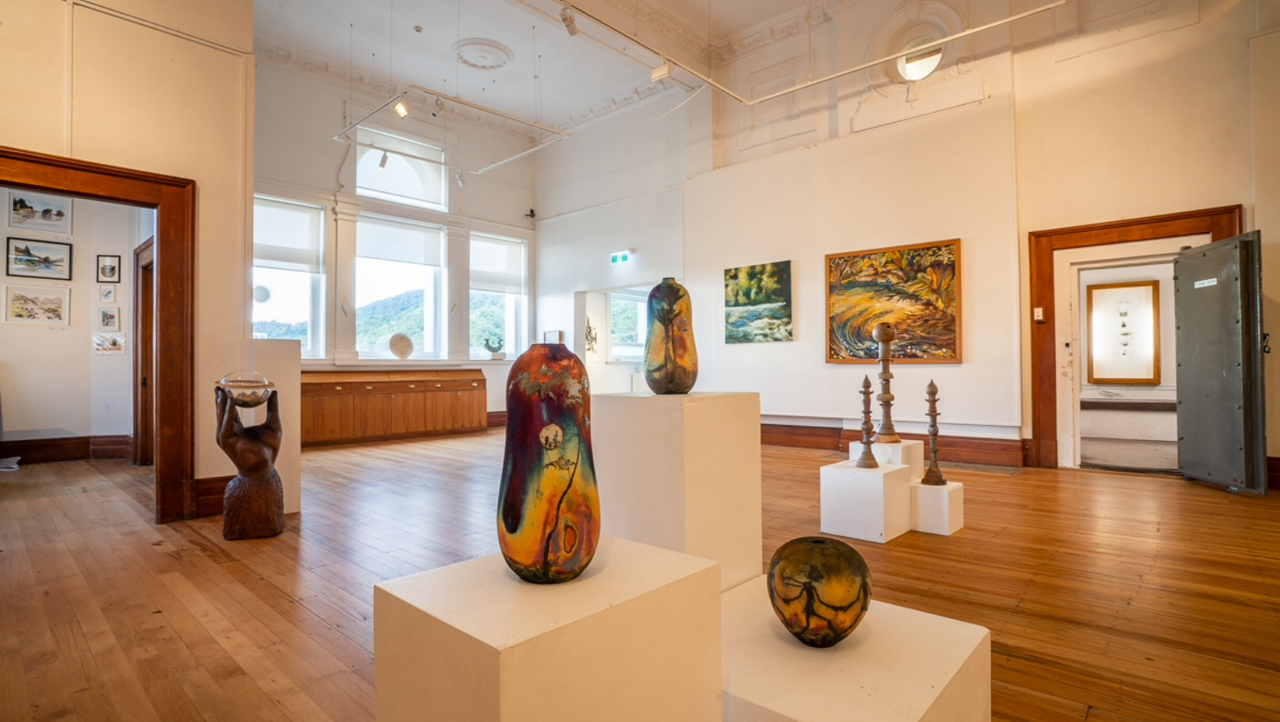 Left Bank Art Gallery, Greymouth, LBAG 02.PNG